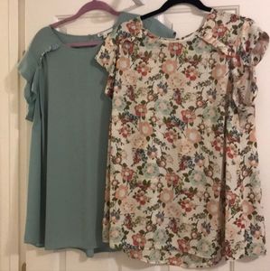 Set of 2 1x DR2 ruffle sleeve tops